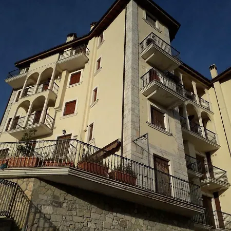 Borgo Antico * كاستل دي سانجرو